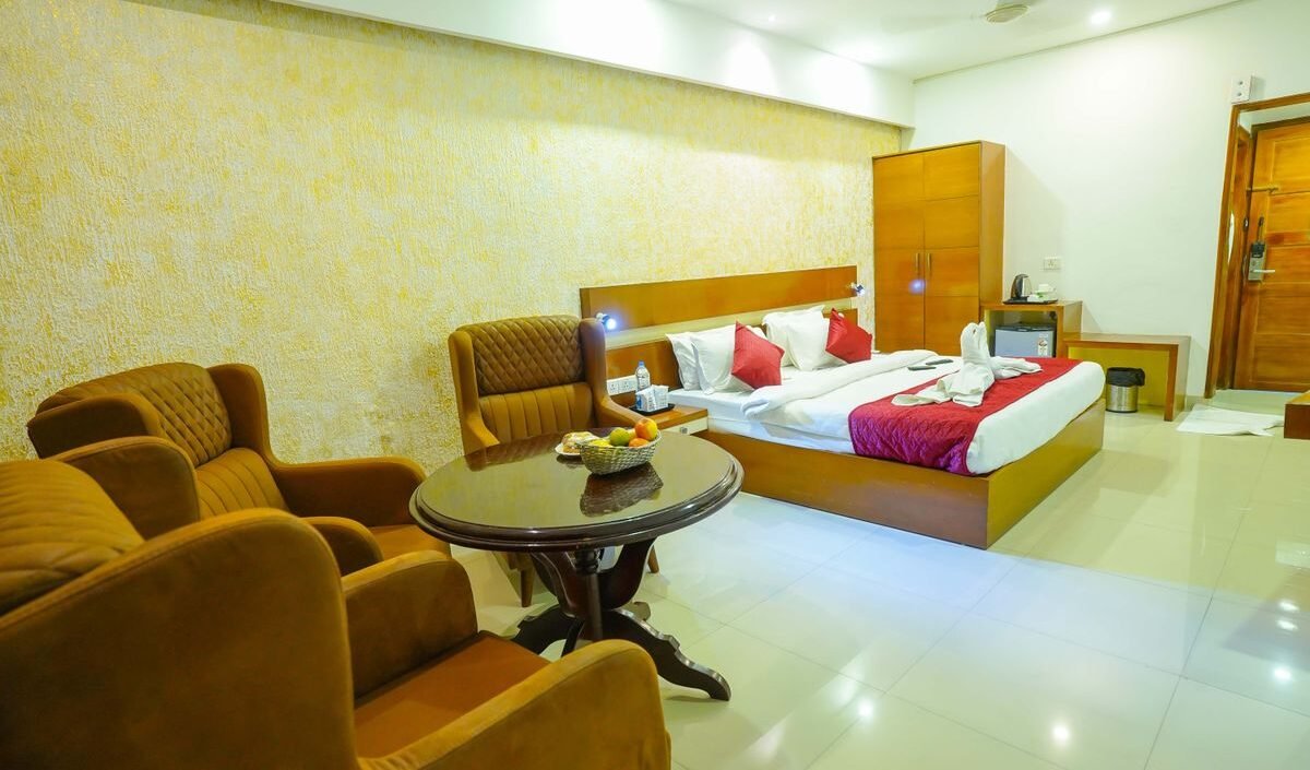 Baron Executive Riverside Ac balcony room